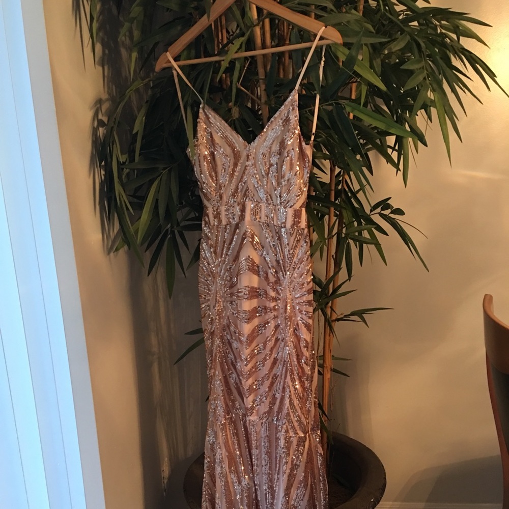 ❗️CLEAR OUT❗️ ✨Gold Mermaid Dress ✨